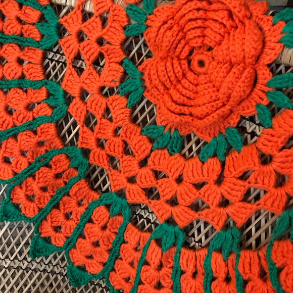 70's XL Orange/Green Large Couch Protector - Handmade Doilie - Furniture Cover - Picture 10 of 10